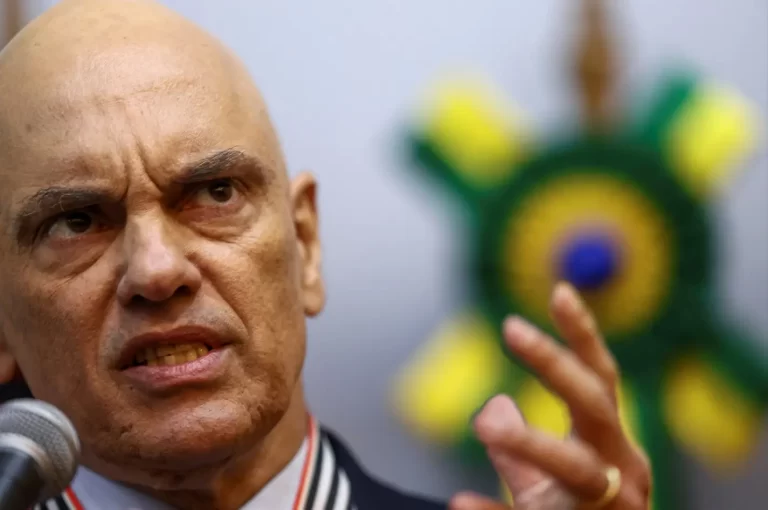 47 envolvidos no 8 de janeiro que não aceitaram acordo da PGR, Moraes vota para condenar.